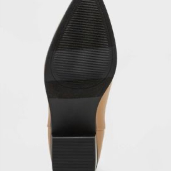 A new day -Gwen Tan, Low Shaft, Pull On, 2” Heeled Boots with memory foa… - Picture 4 of 11